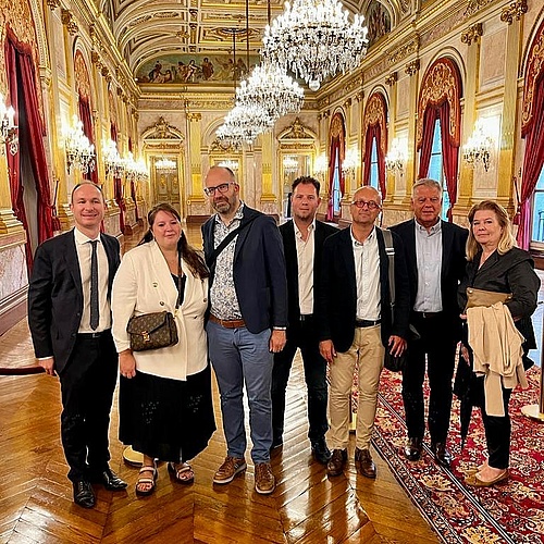 Ausflug des #InterGest France Führungsteams nach #Paris!
Députe Vincent Seitlinger hatte in die #Assemblée nationale...